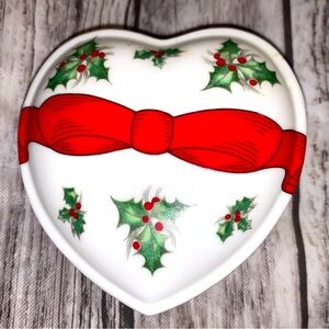 SEYMOUR MANN VINTAGE FINE BONE CHINA CHRISTMAS RIBBON TRINKET DISH WITH LID